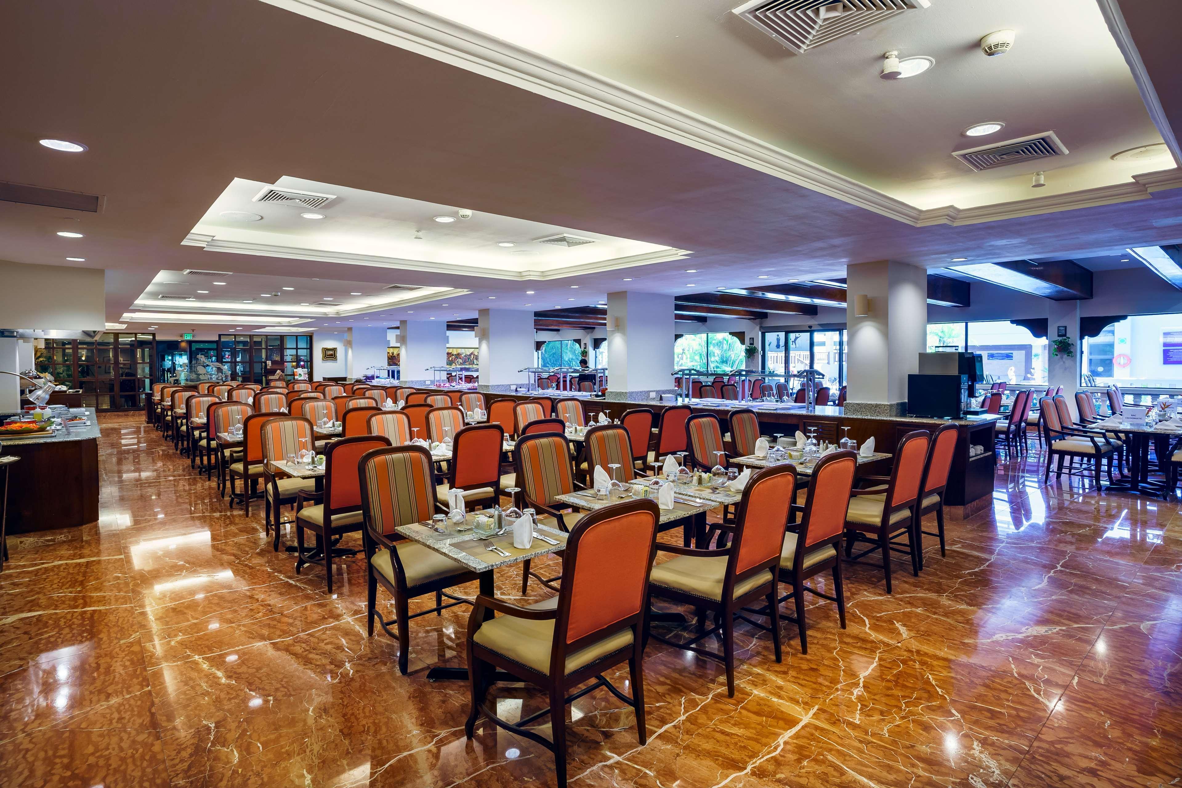 Barcelo Guatemala City Exterior photo The restaurant