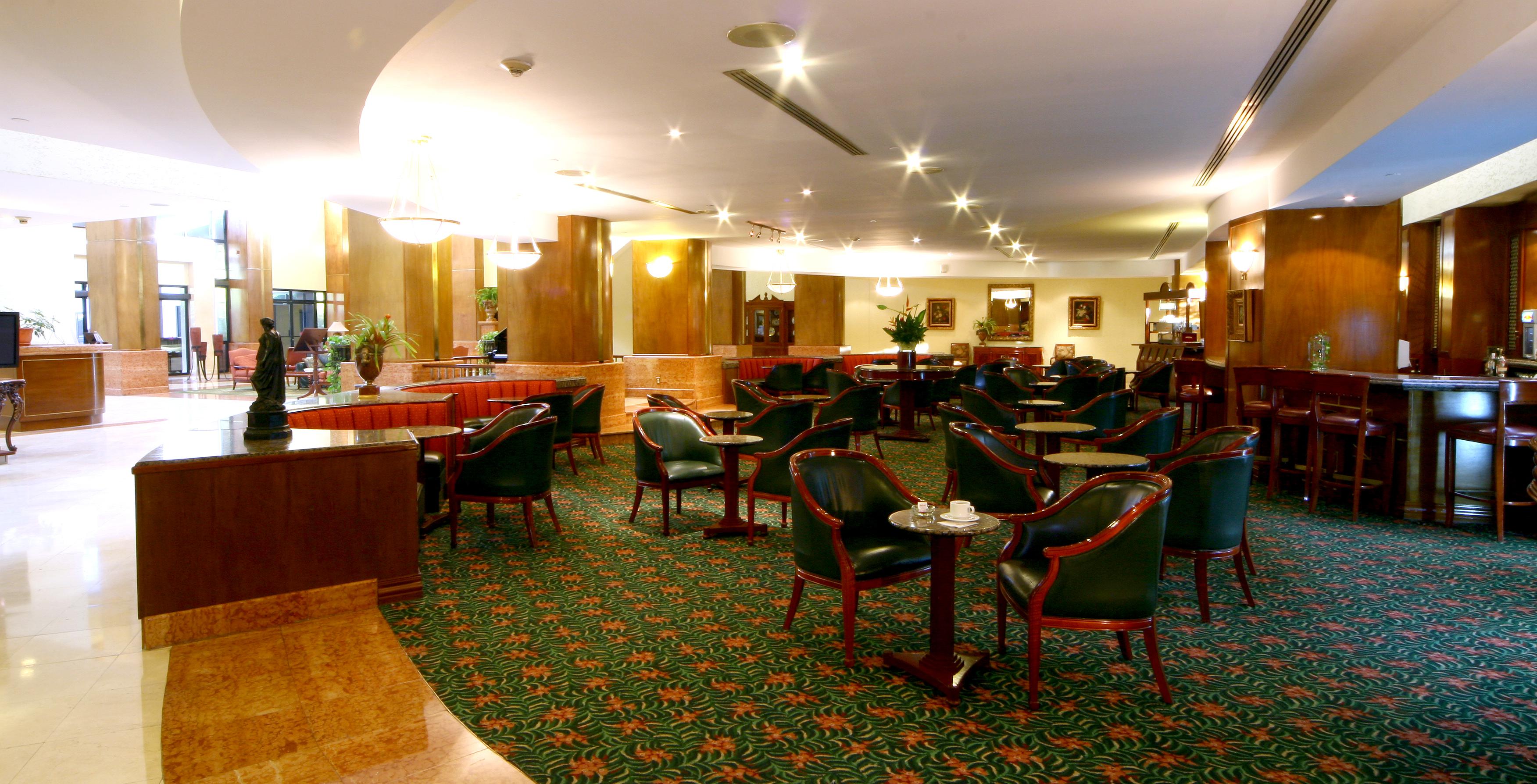 Barcelo Guatemala City Exterior photo The lobby of the hotel