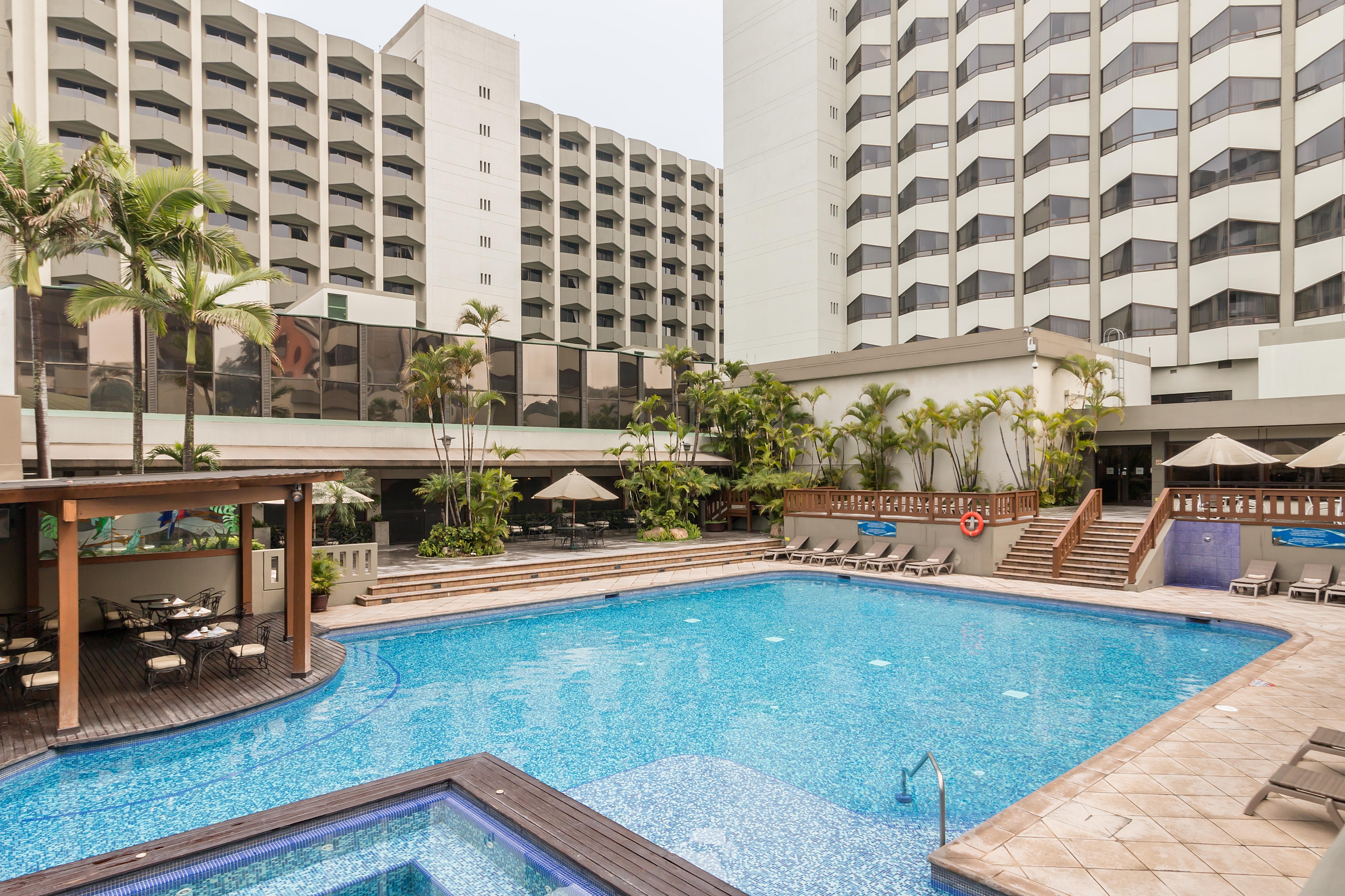 Barcelo Guatemala City Exterior photo The pool at the hotel