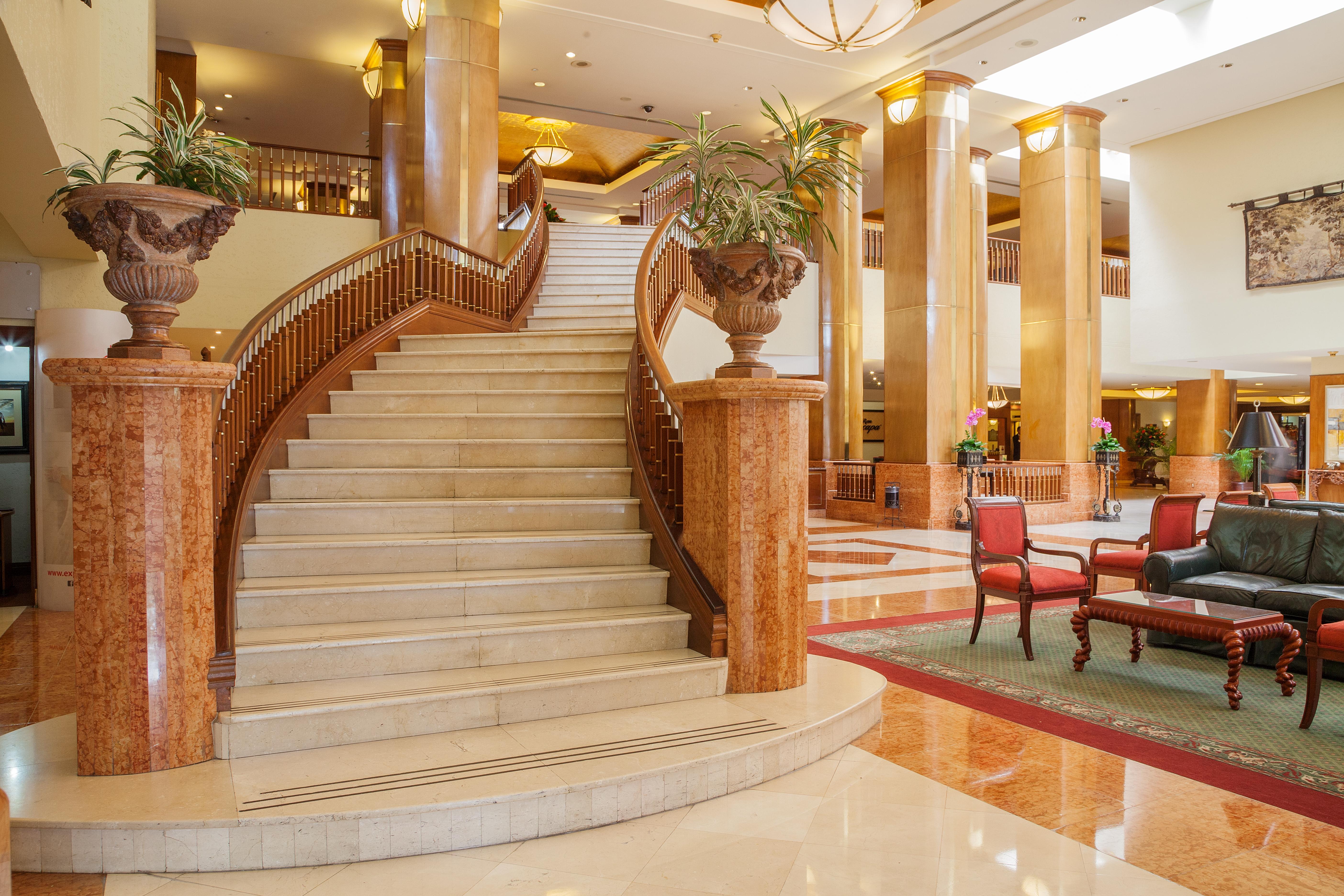 Barcelo Guatemala City Exterior photo The lobby of the Grand Hyatt Hotel in Amman, Jordan
